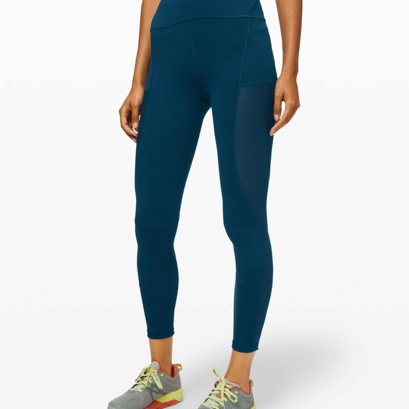 Lululemon crop leggings - Picture 2 of 11